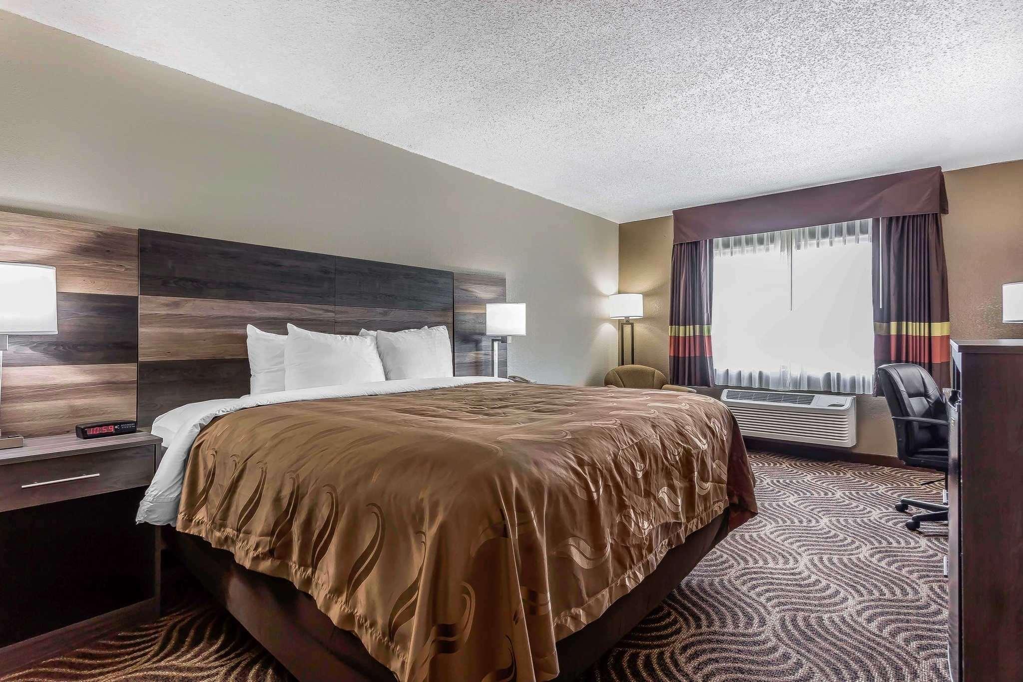 Hotel Quality & Salisbury