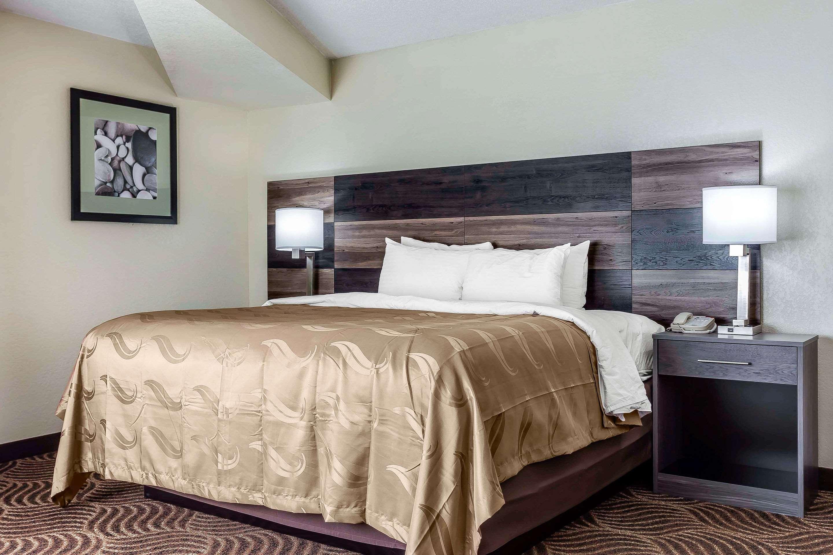 Quality & Hotel *